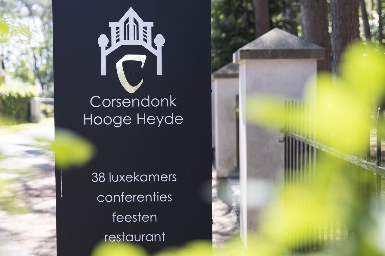 Hotel Corsendonk Hooge Heyde Lichtaart Exterior foto